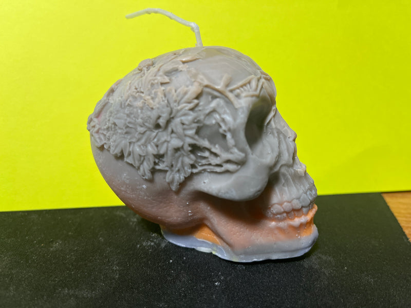 Caesar Skull Candle -