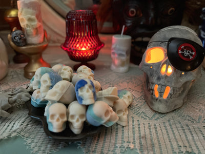 💀 SKULZ MELTZ  W/chaos-tamed Fragrance by Twisted creations 💀